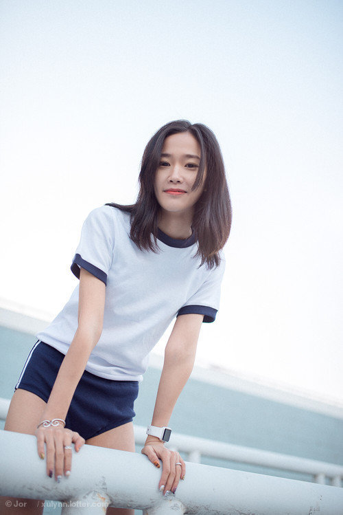 �ڵ������£�ÿ�ܶ��ϵ���һ�����Ӱ���