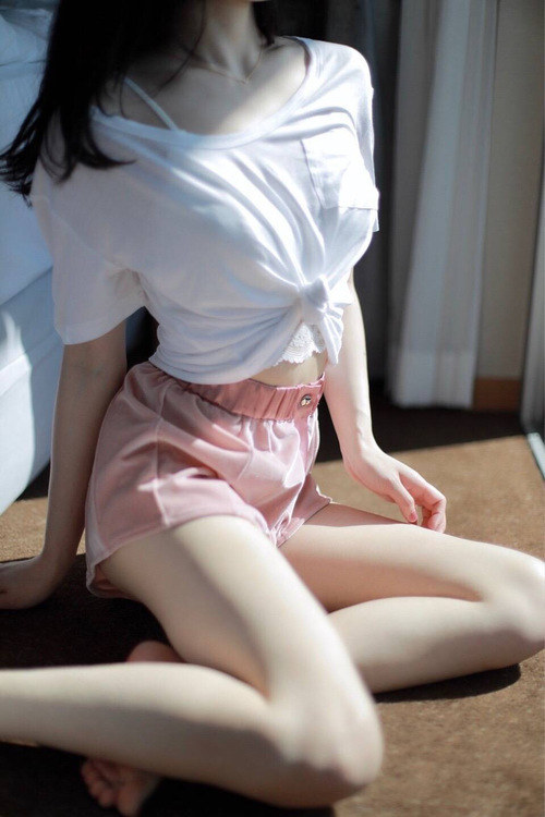 用他的硕大疯狂的律动|美好的青春