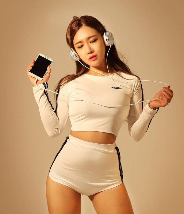 ������Ϊ������ͣ�ֻ�ܰ�������һ����������