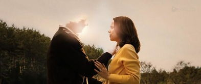 一部无与伦比的爱情片,他的一生都是为了穿越时空去看她