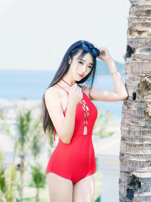 老师的丝袜美腿丝袜紧b 粗大按摩棒调教震动刺激潮调教哭