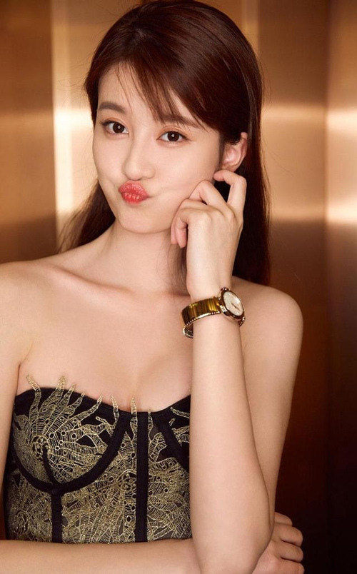 男朋友让我张开腿给他吃_太深了我受不了啊