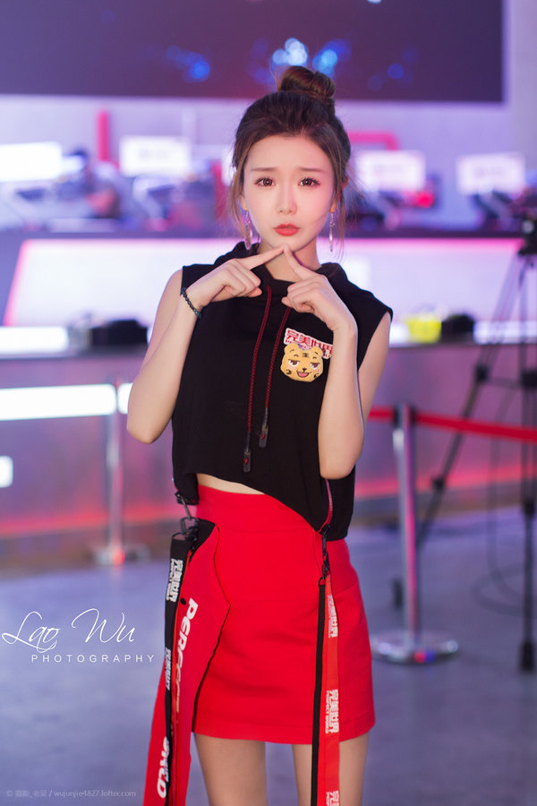 生命曾经有过的所有灿烂,都需要用寂寞来偿还