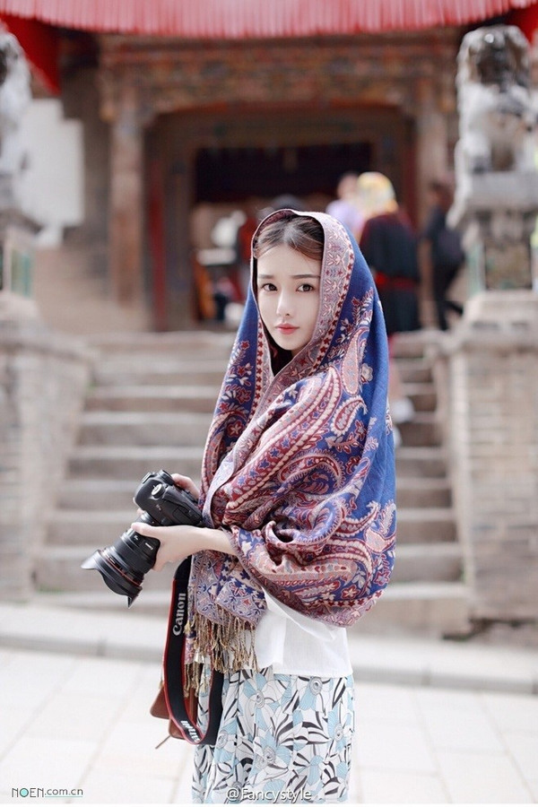 所有的喜怒哀乐都沉默,起于美人皮也终于美人皮