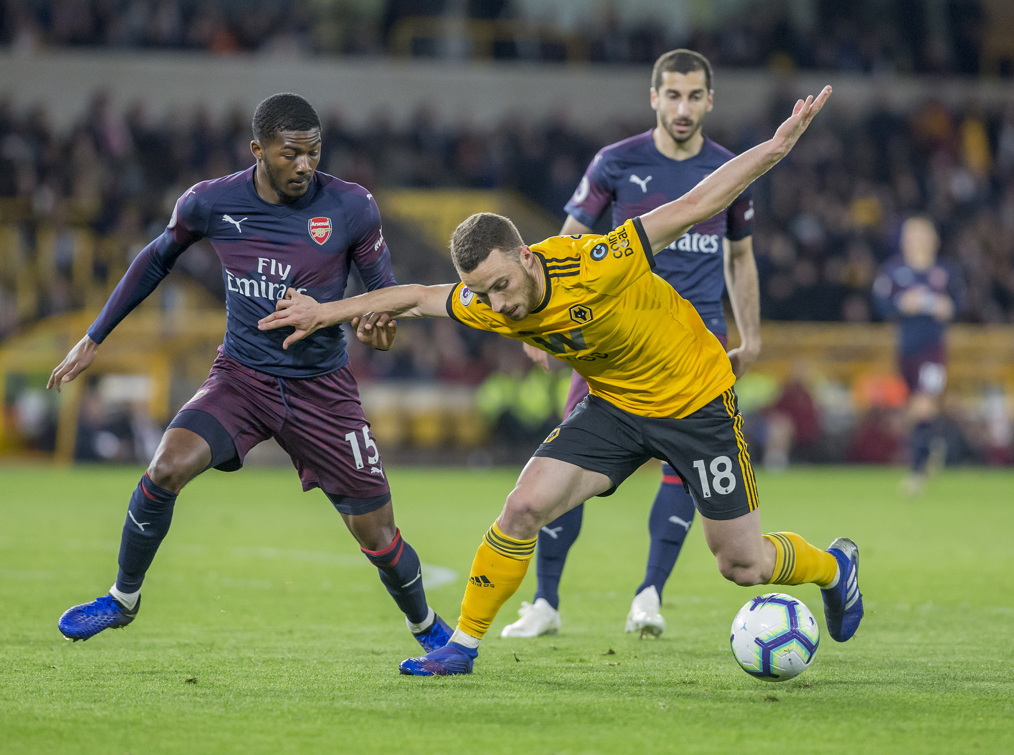 争相摆烂比惨的争四大战中,阿森纳着实刷新了球迷认知的下限