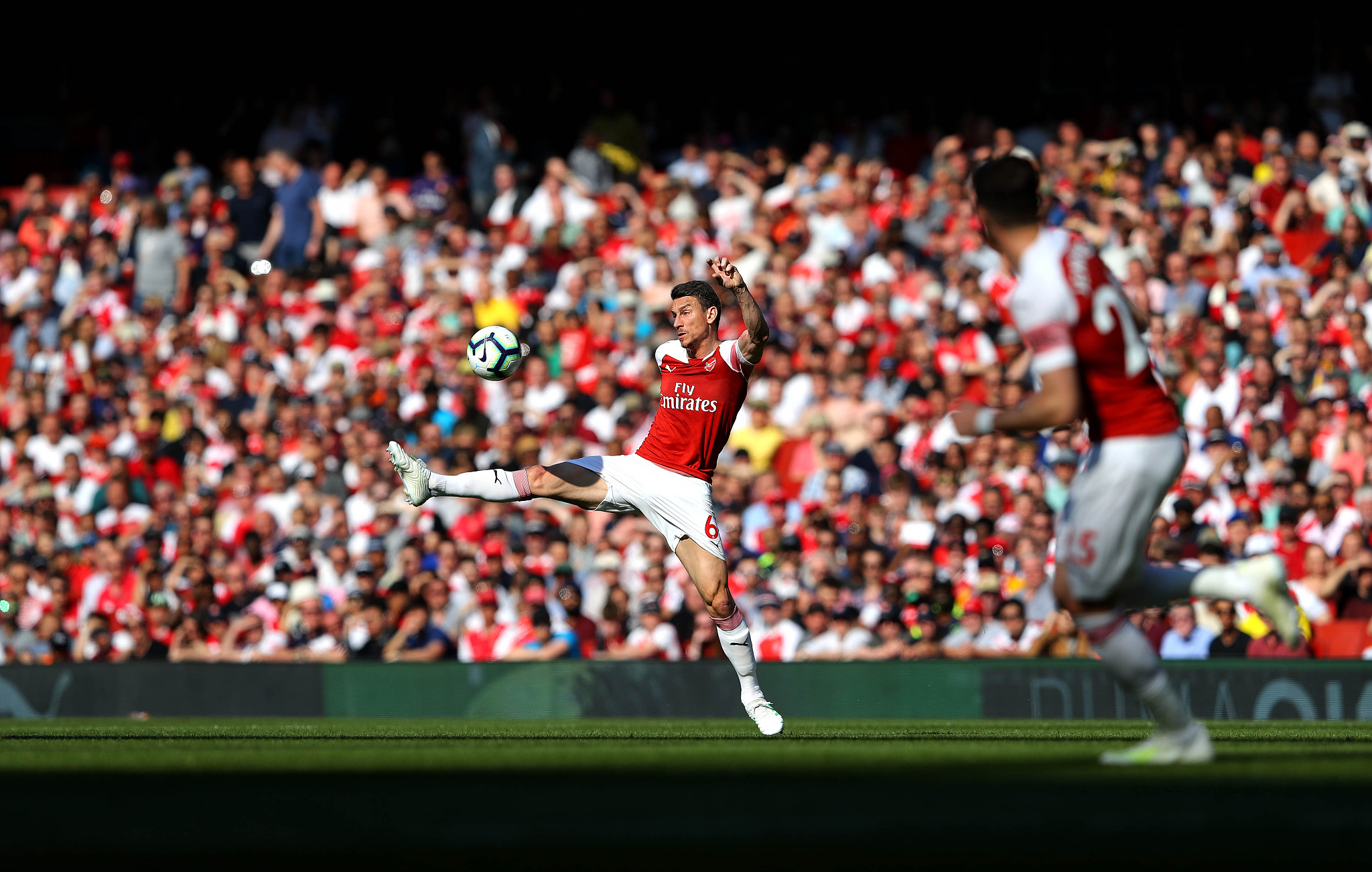 争相摆烂比惨的争四大战中,阿森纳着实刷新了球迷认知的下限