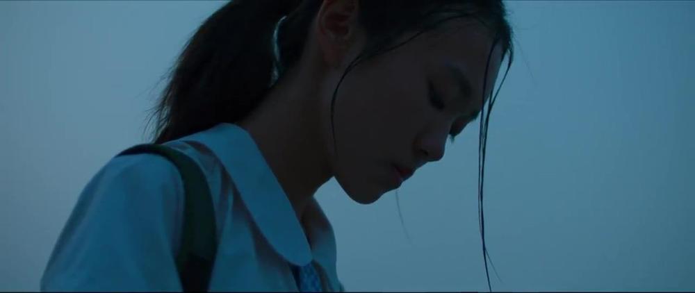 《过春天》:是青春的残酷也是无疾而终的爱情