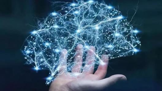 对作为数据智能和解析社会基础的智能算法,展开必要的价值追问与伦理审度