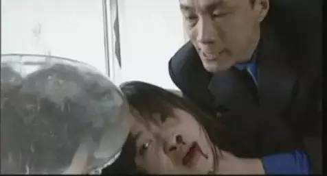 以爱为由的禁锢:面对家暴一定不能心软