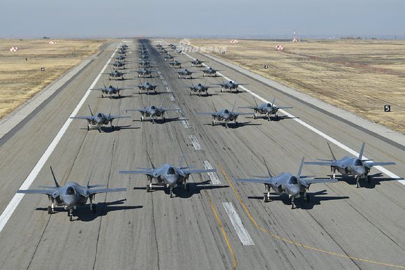 ��������½ս�ӽ���20��F-35Bս���������������������Ӣ����������