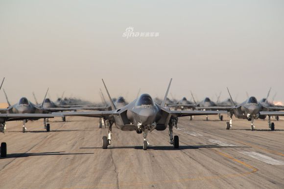��������½ս�ӽ���20��F-35Bս���������������������Ӣ����������