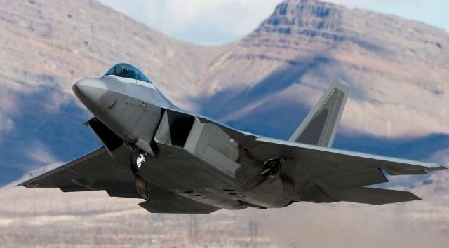 ��������½ս�ӽ���20��F-35Bս���������������������Ӣ����������