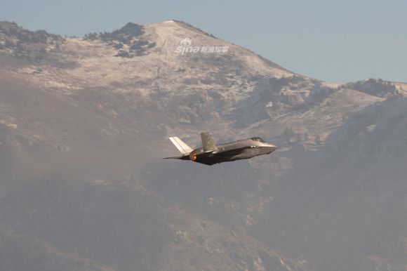 ��������½ս�ӽ���20��F-35Bս���������������������Ӣ����������