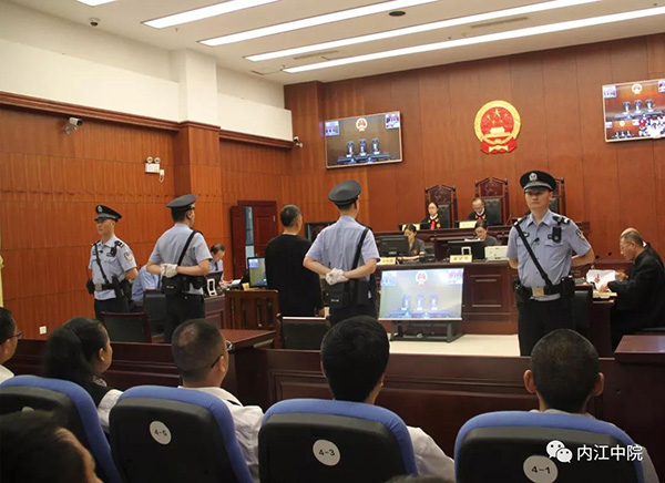 ���ﲻһ��һ��������Ϸ���봨�������