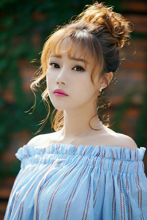 风过十里街| 樱花散清香