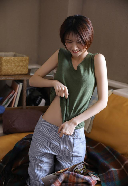 皇上臣妾好多水用力啊| 被陌生人开我小嫩苞小说