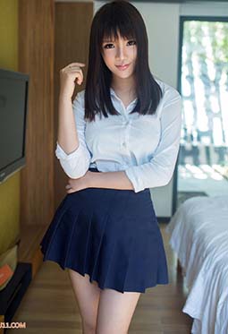 奶头好硬好涨好骚_抱着头往腿里按舔