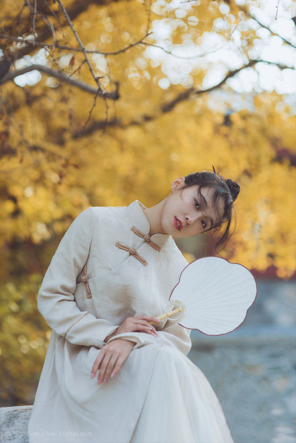 光阴荏苒须当惜,风雨阴晴任变迁