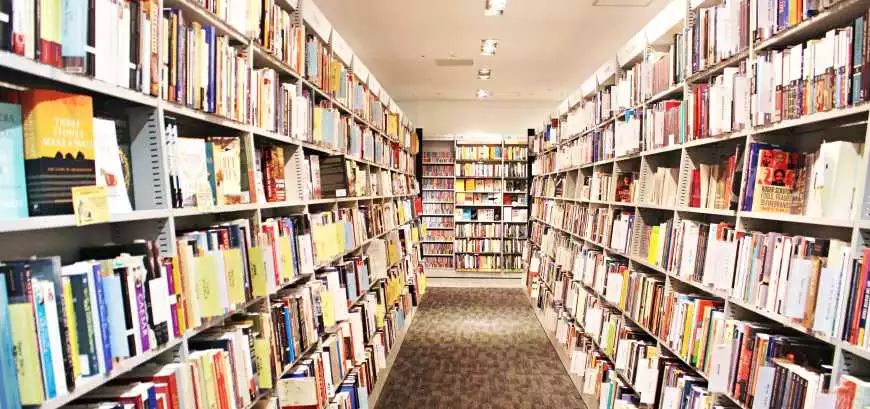 “茑屋”究竟是卖什么的?我在日本观察书店