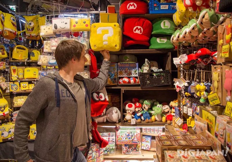 “茑屋”究竟是卖什么的?我在日本观察书店