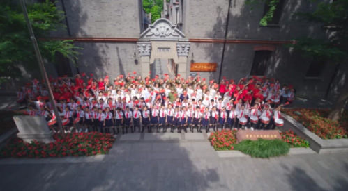 静安两处地标唱响同一首歌!为党和祖国送上深挚的祝福