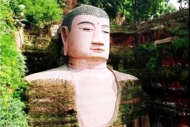 修旧如新是件很可怕的事!修缮后的大佛“文化沧桑感都没了"