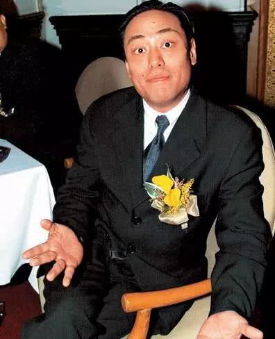 “世纪大毒疮”罗兆辉:少年得志拥有一切,47岁死时已经无人理