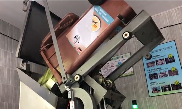 湿垃圾处理器,每天可以处理500多千克的果蔬类垃圾