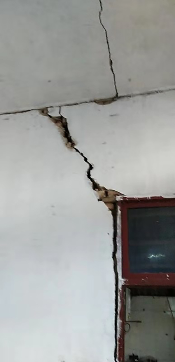 一位灾区丧葬师的迷茫:震后生活,何以为家