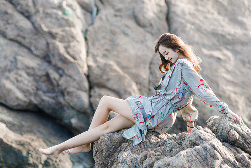 从指尖滑过的岁月_赤裸的恋爱欲望