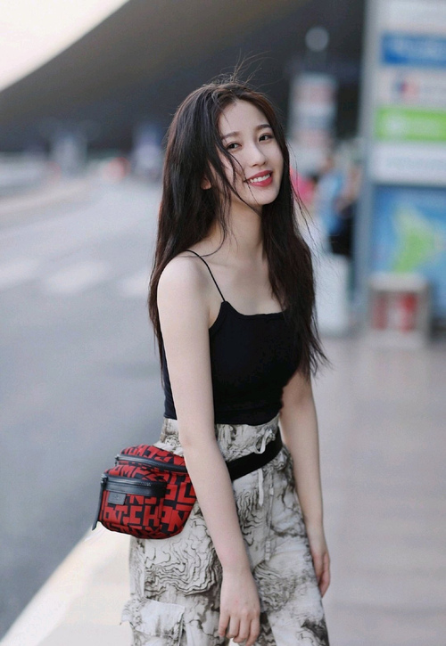 手指深入花园搅 :宝贝在这里要了你