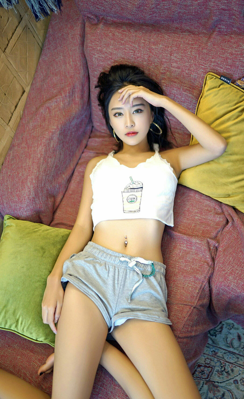 水泥工老头把校花|七年之前和七年之后