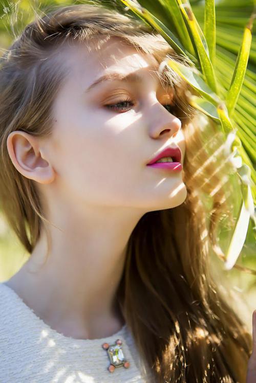 女同学叫我去她家卧室做|仙女思凡