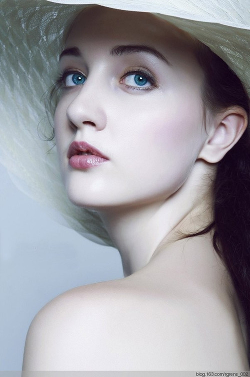 美女落照|路上的石头