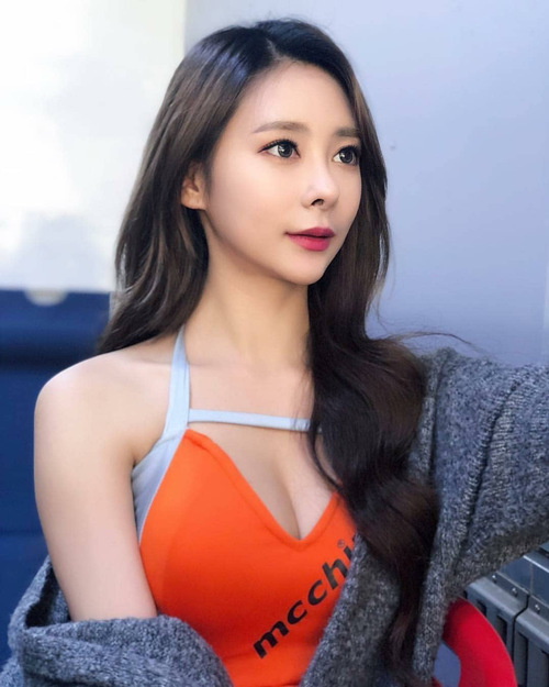 玩弄刚结婚的美妇|一张纸能做什么