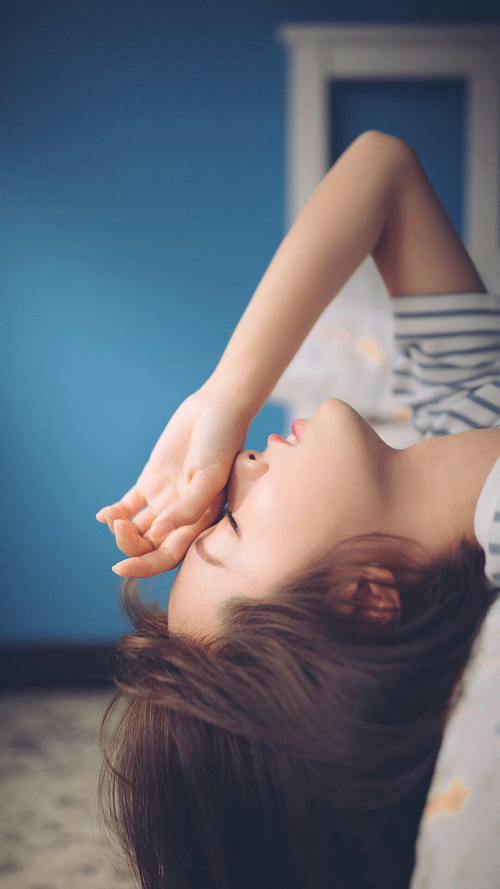 看看色播|错的教训